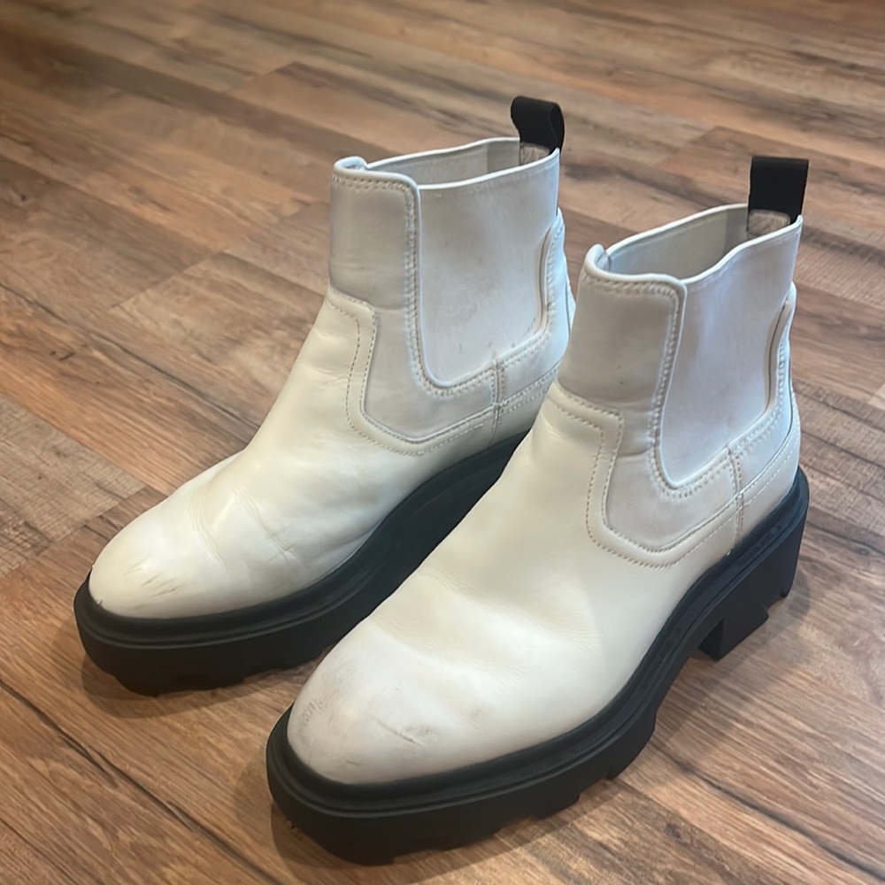ASH Mastro Chelsea Boot White